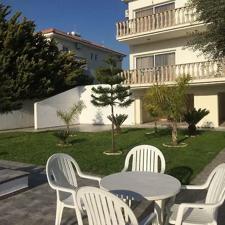 Jemima Villa